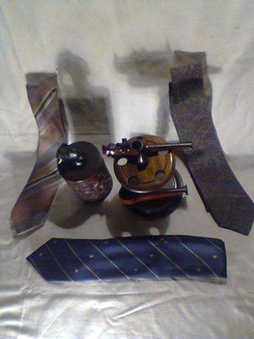 A Stink wood Pipe Stand & a Ethnic Tobacco Barrel BLACK FORREST  Elephant on Top,3 TIES, 1(Silk)