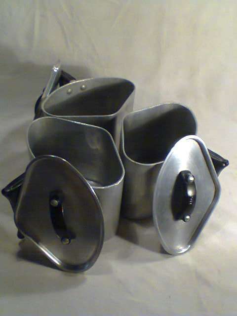 "Hart" "Hart" "Hart" For the collector. Thirty Three & a Third Pots 3 of them with lids.All in 100%.