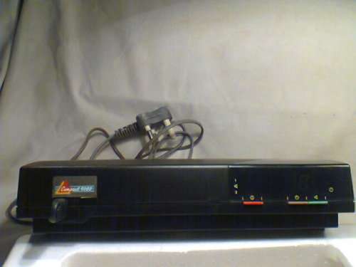For the collector. A Old Vintage Mnet Compact 9000 Decoder + Key. In good working s/hand Condition