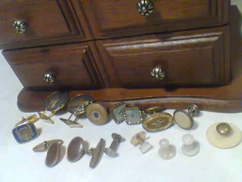 Magnificent for the Collector, Solid wood handmade 3 x Draw Jewelry Cabinet + Tie Studs & Cufflinks.