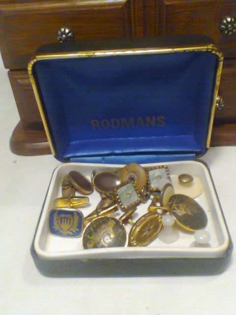 Magnificent for the Collector, Solid wood handmade 3 x Draw Jewelry Cabinet + Tie Studs & Cufflinks.