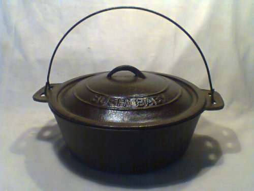 LARGE Cast iron Bush Baby with lid & hanging handle. Ideal for camping,in good used condition