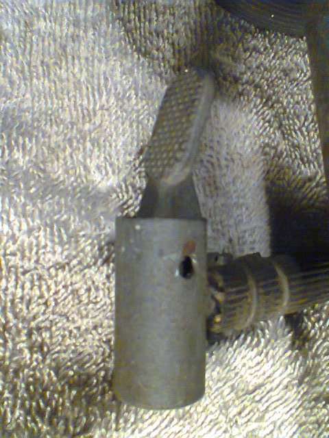 For the Collector.A Vintage Vetsak Senior Motorpome, hand car pump. All in good s/hand condition