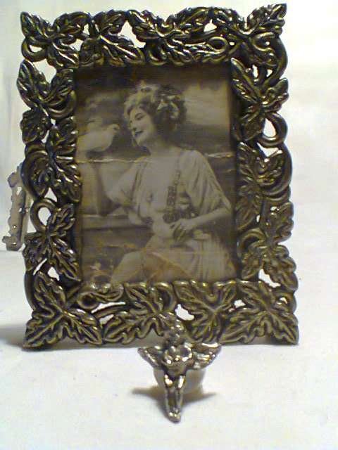 Awesome Victorian from a Estate Auctio 4 miniature Pewter Frames. Sizes from 100mm Tall down to 65mm