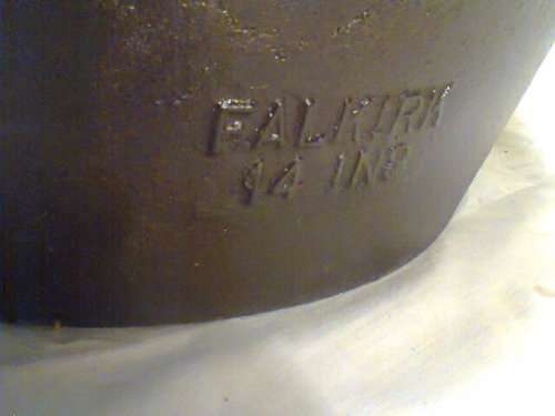 " XMAS Special" A Original EXTRA LARGE cast iron  Falkirk pot 14" No8 B in good secondhand condition