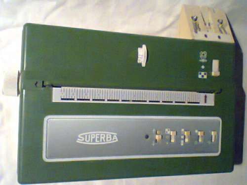 A Vintage Superba made by Singer. Double BED Knitting Machine + Box with Patterns, Weights & Goodies