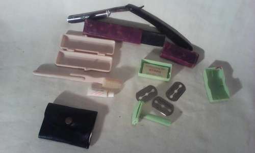 Vintage 3 travel shaving set's and a TR Cadman & son Ltd Cut Throat in Box.