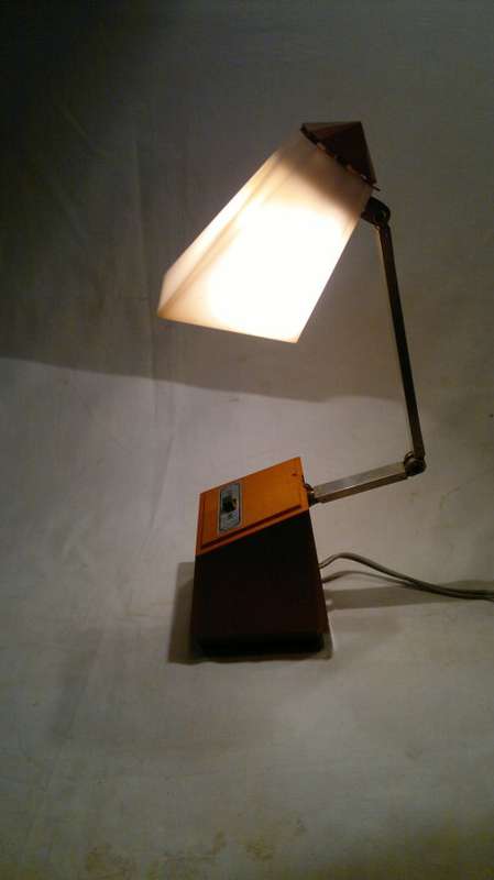 1960 Vintage extenble Reading Lamp & doubles as Night light 220 volt down to 12 volt With Low/Hi