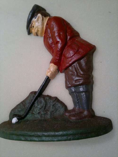 Vintage Cast Iron Door Stop with Golfer motif in clean condition.Size:170mm T x 200mm L Good order.