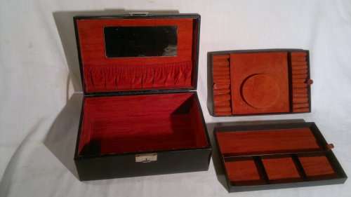 Two old vintage Jewelry Box`s with odd jewelry pieces.In fair to good condition, Sold as used s/hand