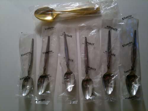 Vintage 6 x " Eetrite " spoon stainless steel 3 x Gold Stainless Steel spoons.All in good order.