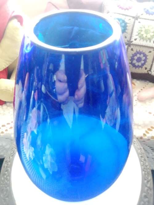 Wow a very Large Heavy Cobalt Blue balloon shape 34cm Tall. Thick glass Vase ideal to display.