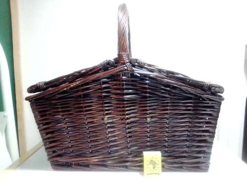 Awesome. Exclusively made for 4th Street this wicker picnic basket for that special Pick-Nick.