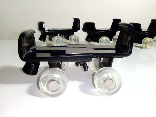 Very Rare 2 x Sets available. BID on as A LOT of 4 skates. Build a bear Adjustable Skates..