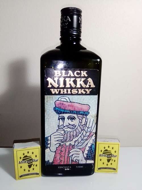 Black NIKKA Whiskey 720ml empty decanter. Ideal display item in the Man Cave.