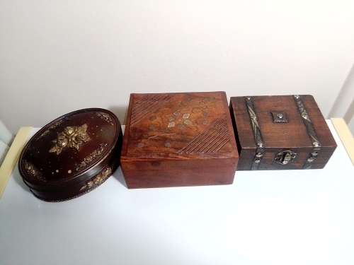 A Vintage 1980`s Jewels Premium Sumatra 28 Cigars No7 box SWISSMADE & 2 Jewlery/trinket empty boxes