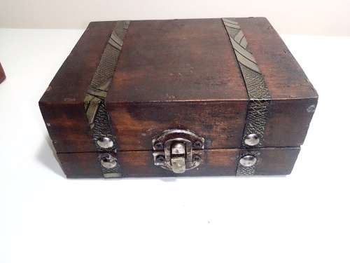 A Vintage 1980`s Jewels Premium Sumatra 28 Cigars No7 box SWISSMADE & 2 Jewlery/trinket empty boxes