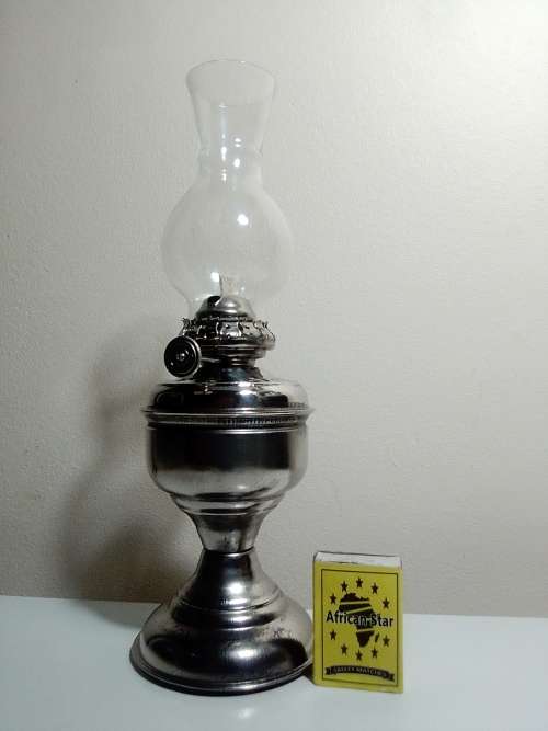 A collectors Item. A Praphbat 999 Delux small Kerosene oil lamp. 230mm Tall.