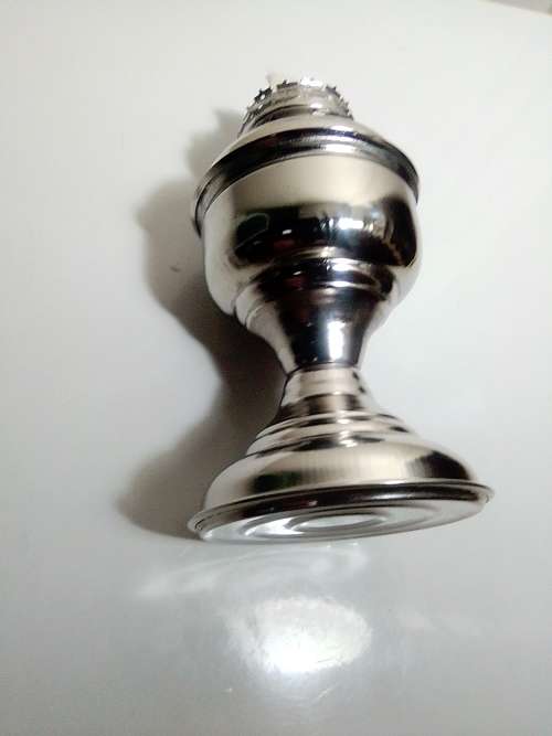 A collectors Item. A Praphbat 999 Delux small Kerosene oil lamp. 230mm Tall.