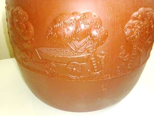 Large Keg.The story starts in 1805 when a group of Somerset farmers founded The Taunton Cider Co. UK