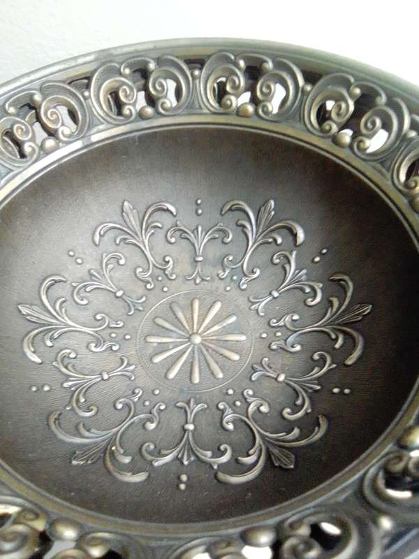Awesome  2 x Heavy and Ornate Italian Bronz Fruit Bowls/Centerpieces  bid for one at a time.