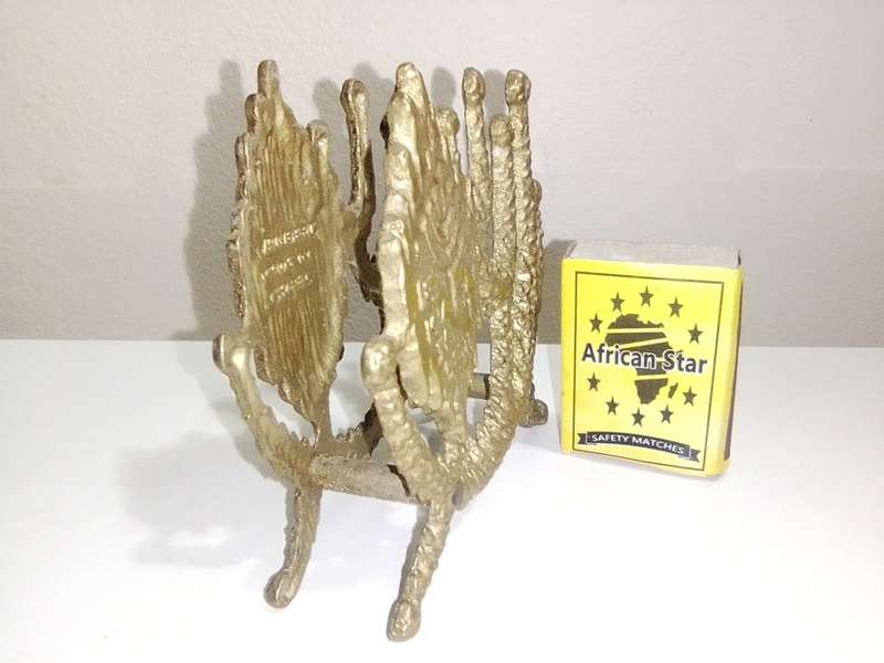 Impressive Jerusalem solid heavy brass letter serviette holder.