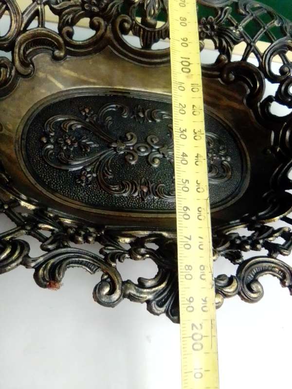 A Vintage Bronze trinket dish with filigree and a stamp ` Mod dep made in Italy `