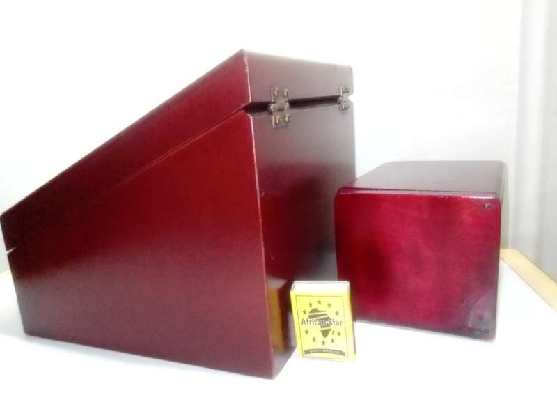 Set of 2 x Five Rose Tea containers/Holders for Tea Lovers or to display and apricate anything.