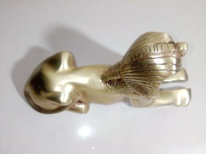 Vintage Egyptian Sphinx heavy brass and well detailed, weight 5.1kg. Size 135mm Tall x 250mm Long