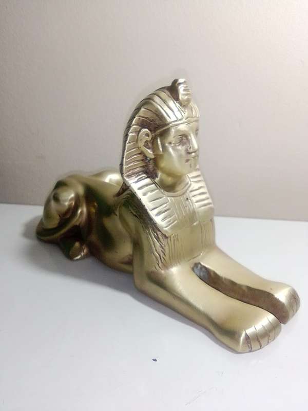 Vintage Egyptian Sphinx heavy brass and well detailed, weight 5.1kg. Size 135mm Tall x 250mm Long