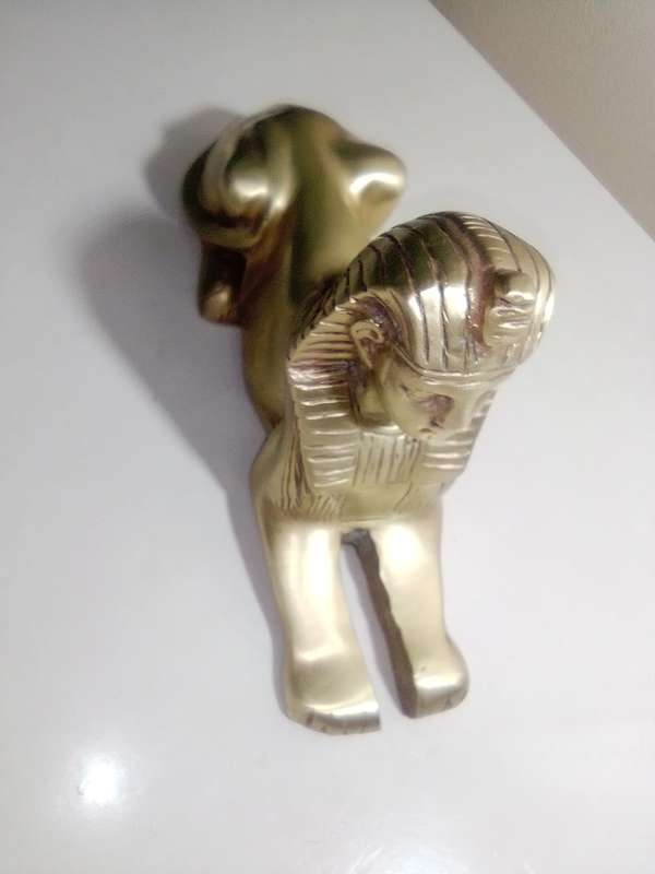 Vintage Egyptian Sphinx heavy brass and well detailed, weight 5.1kg. Size 135mm Tall x 250mm Long