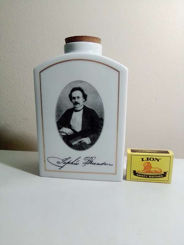 VINTAGE RETRO COPENHAGEN PORCELAIN BING & GRONDAHL SOPHUS BERENDSEN TEA CADDY