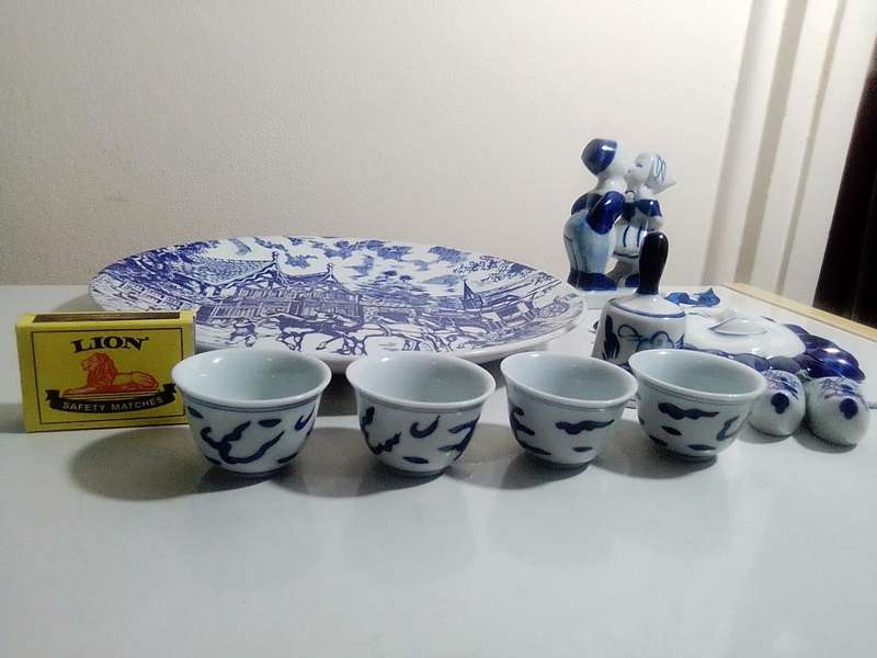 Ceramic collection. Elweco Delft ware Figurine, China Sun, Constantia plate, Cloggs 4 Sake` cups