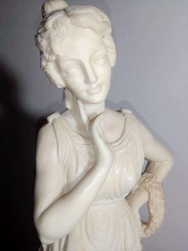 Gretchen lady figure manufactures stamp is on the rear of the plinth. Size: 485mm Tall