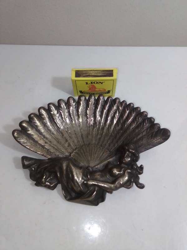 C. Late 19th Or Early 20th Century Original Antique American Anglo-Japanese Style Cast solid Bronze.