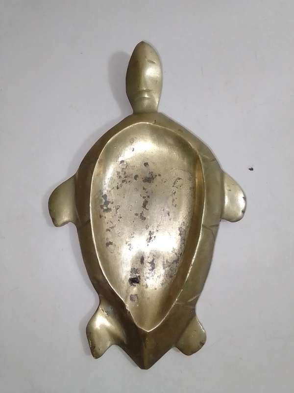 Vintage Solid brass heavy (600g) Turtle motif Soap dish, pin tray or Spoon rest. Hand cast.
