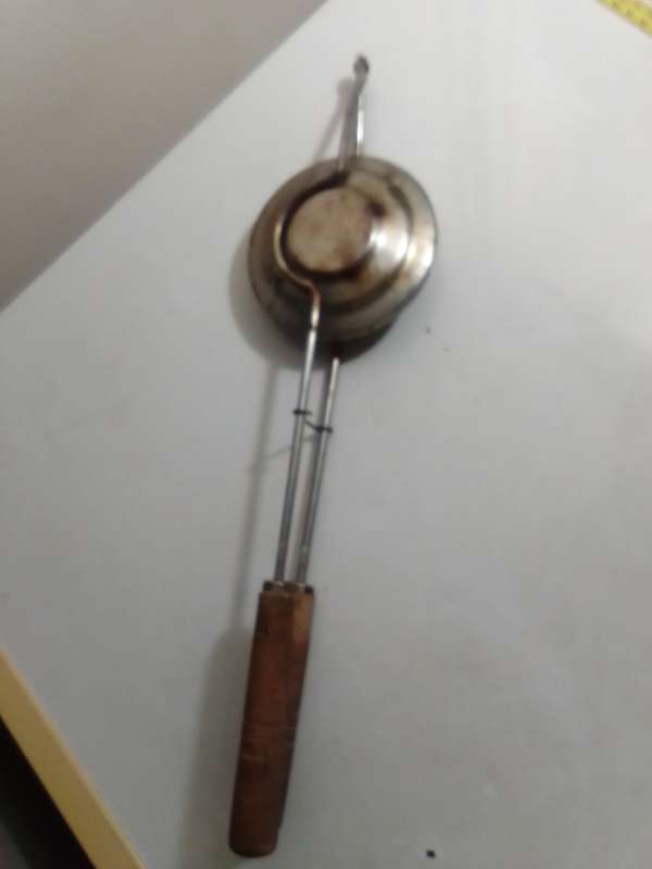 Vintage sandwich/Pie toaster (HoBo Pies) (Knypkoek)    from the 1950's. A Campfire utensil.