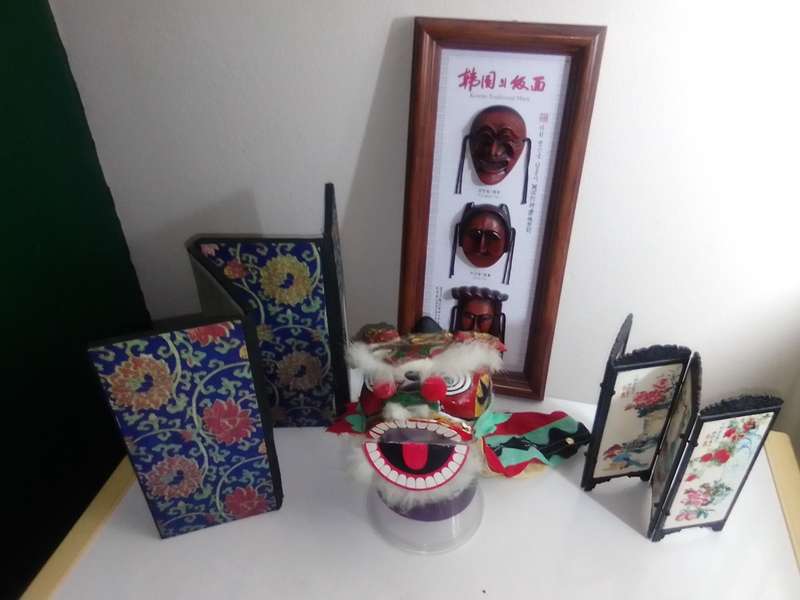 Traditional Korean 3 Mask plaque 3 Dimensional plus a Hand Puppet, 2 miniature Panel screens.