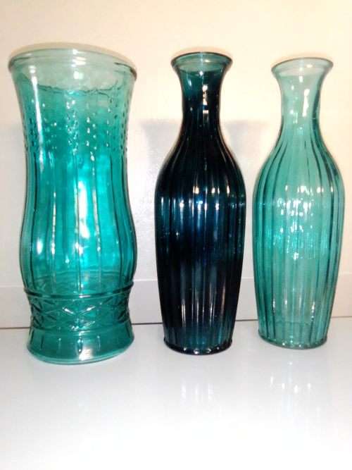 Three coloured 22cm Tall Vase`s. All in good used condition