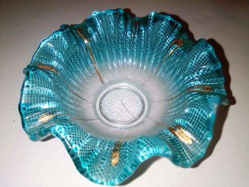 6 x Venetian Glass trinket holder`s 3 x Hankychif dishes and a basket plus a leaf trinket bowl.