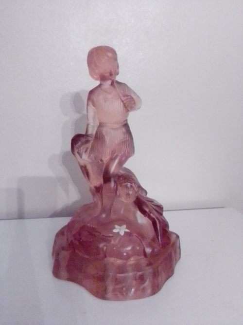 A heavy Pink  Floter/Frog in good condition for its age. Size: 25cm Tall x 18cm Wide.
