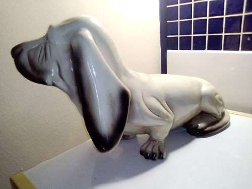 Unique Vintage Basset Hound, dog ceramic figurine. In good all round condition.