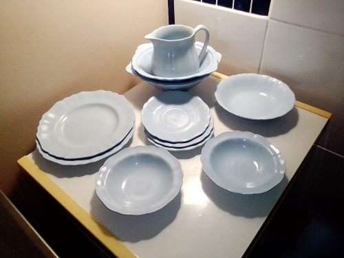 11 pc`s Antique J and G Meakin Glamour Celeste England, crockery items including Jug.