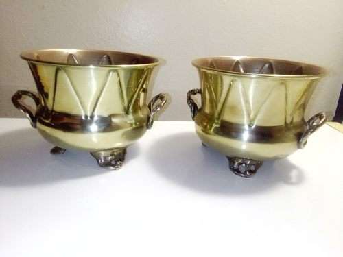 Reserved For: NA Maclean. A set of rare vintage Indian Brass three-legged pot`s in good condition.