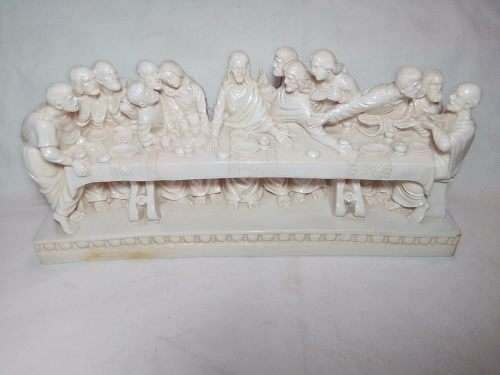 The heavy and Large Last Supper. Artafina statue plus italian plate. Both in good condition