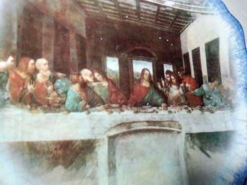 The heavy and Large Last Supper. Artafina statue plus italian plate. Both in good condition