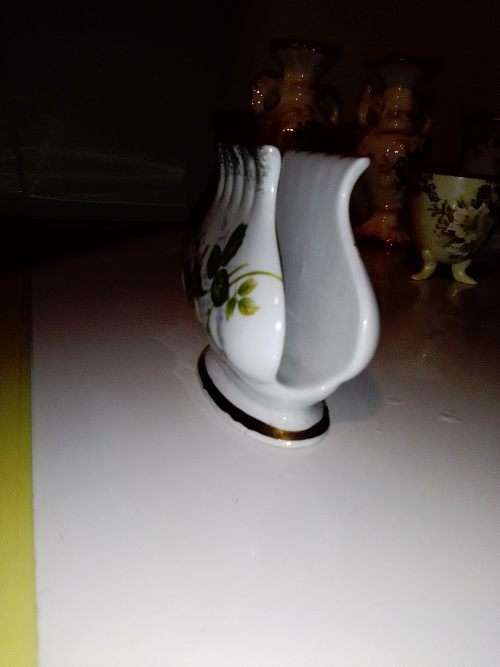 WoW A Vintage lot of Vases Made in Italy 15cm Tall x 2 and Poland x 2 and a footed Egg cup.