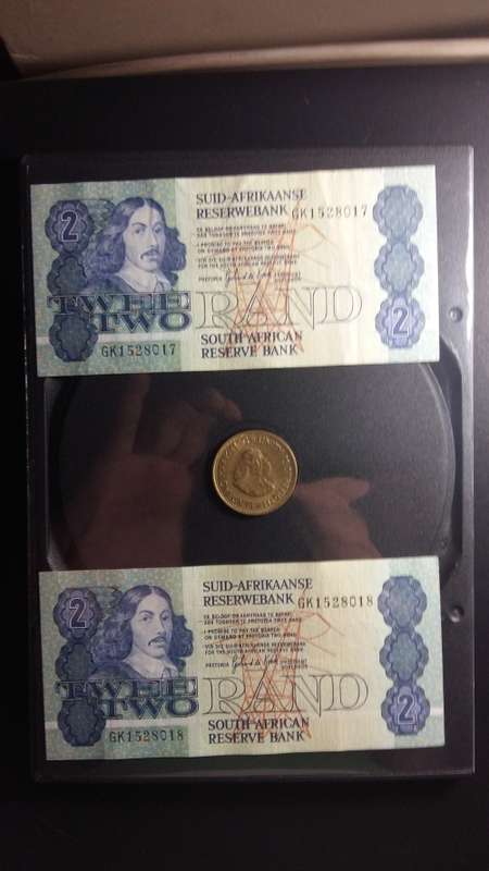 Old South African R2 G de Kock ntes in sequence with 1961 1/2c coin