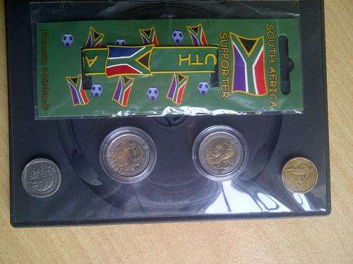 Mandela - special: Capsulated 90th Birthday, 90th SARB coins; ten years freedom and soccer coin