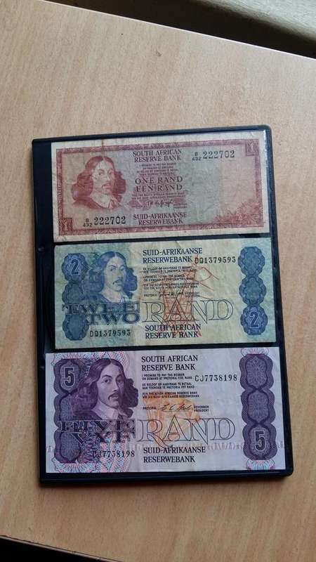 Set of South African Bank Notes - R1,R2 and R5